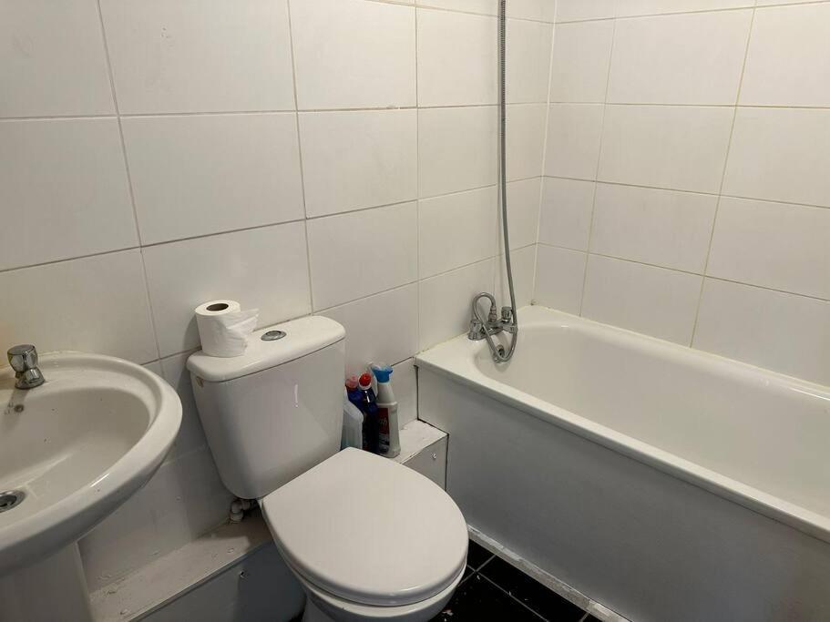 Big 3 Bedroom London House With 2 Bathroom Plumstead  Luaran gambar